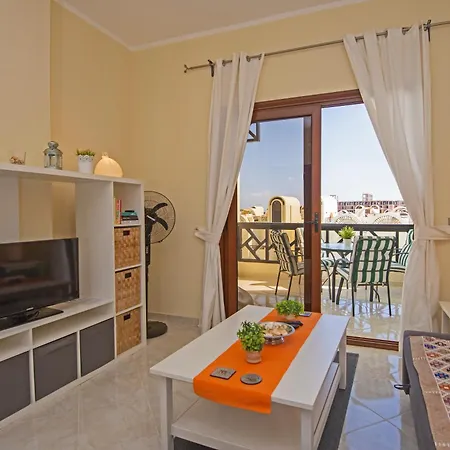 Buki-Gravity-Homes, App No2, Amazing Seaview Apartment In 5 Star Hotel Gravity Sahl Hasheesh-For Guests With Nonegyptian Passports
