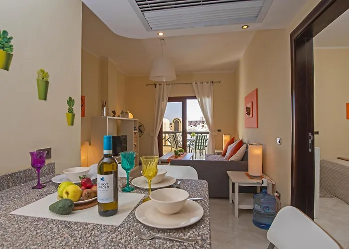 Buki-gravity-homes, Ap No2, Seaview , Heated Pool, 5 Star Gravity Sahl Hasheesh-for Guests With Nonegyptian Passports